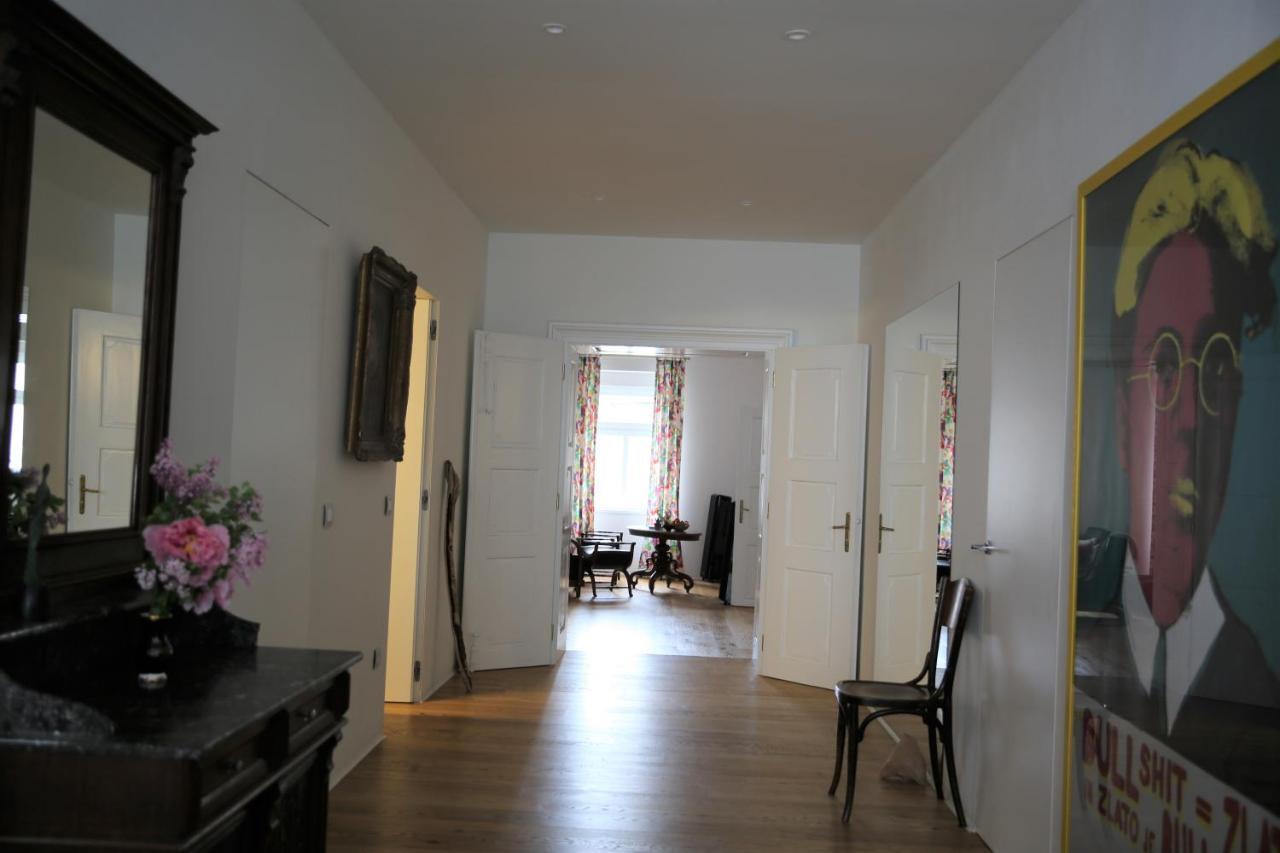 Kolovrathome Ljubljana Buitenkant foto